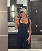 I am available for you 😍💕❣️