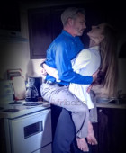 ابحث عن فتاة او امراة قوية لعلاقة حب جدية.