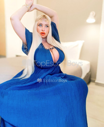 Photo escort girl Latvia Adams: the best escort service