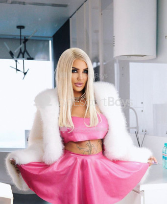 Photo escort girl Arina Berlin : the best escort service