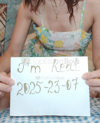 Photo escort girl Naya VIP: the best escort service