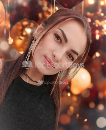 Photo escort girl Naya VIP: the best escort service