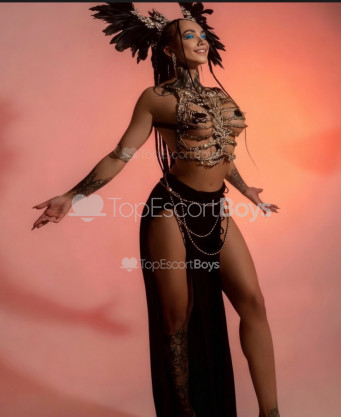 Photo escort girl Elizabeth: the best escort service