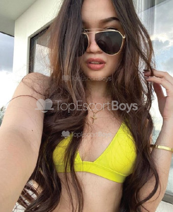 Photo escort girl AISHA: the best escort service