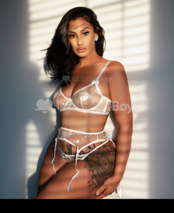 Photo escort girl Naomi: the best escort service