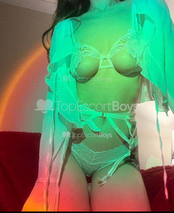 Photo escort girl Andrea: the best escort service