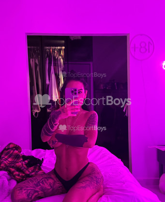 Photo escort girl Ezgi: the best escort service