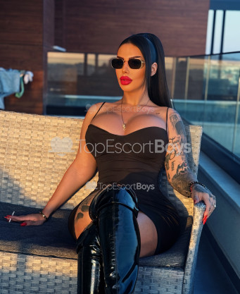 Photo escort girl Emma: the best escort service