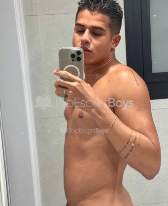 Photo escort girl LatinoB: the best escort service