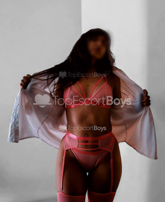 Photo escort girl Sarah: the best escort service