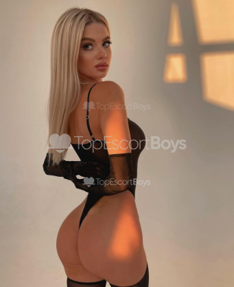 Photo escort girl Merlin: the best escort service