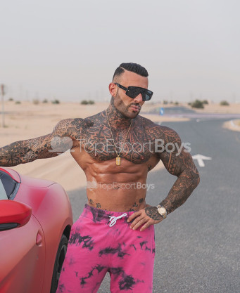 Photo escort girl GIANLUIGIVOLTI : the best escort service