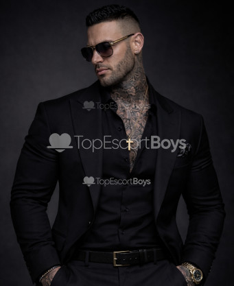 Photo escort girl GIANLUIGIVOLTI : the best escort service