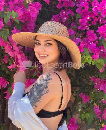 Photo escort girl Duygu: the best escort service