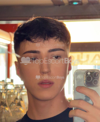 Photo escort girl Kelly: the best escort service