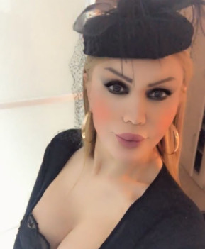 Yasemin Pam
