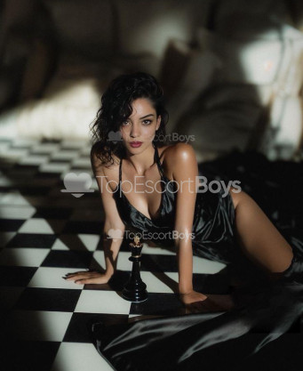 Photo escort girl Sanem: the best escort service