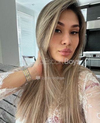 Photo escort girl Alexa: the best escort service