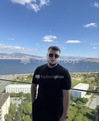 Photo escort girl Meric: the best escort service