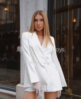 Photo escort girl VipBrenda: the best escort service