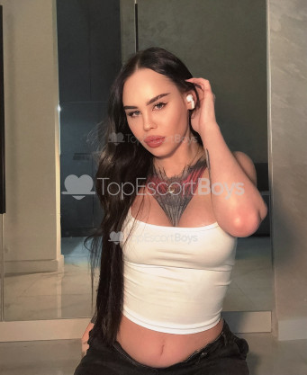 Photo escort girl Monica: the best escort service