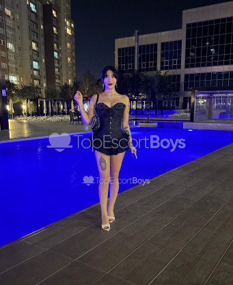 Photo escort girl Alara: the best escort service