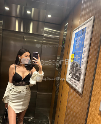 Photo escort girl Aya Zengin: the best escort service