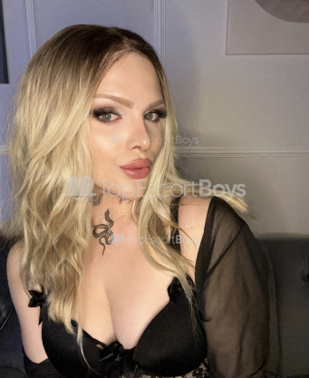 Photo escort girl Lenora Online: the best escort service