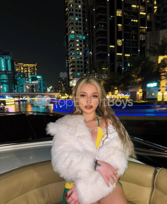 Photo escort girl Svetlana: the best escort service