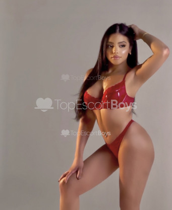 Photo escort girl CAROLINE SOPHIE: the best escort service