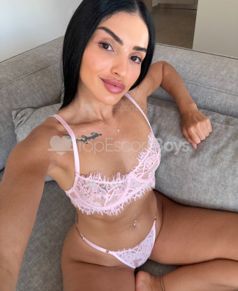 Photo escort girl Zoe: the best escort service