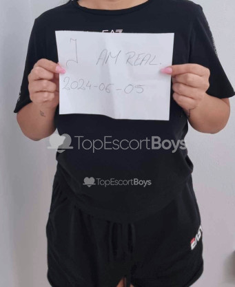 Photo escort girl Ailyn: the best escort service