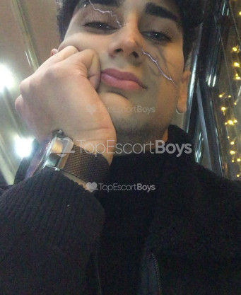 Photo escort girl Deniz: the best escort service