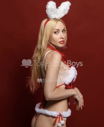 Photo escort girl Alena Simonova : the best escort service