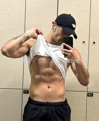 Photo escort girl Esteban: the best escort service