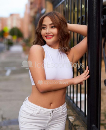 Photo escort girl Karina: the best escort service
