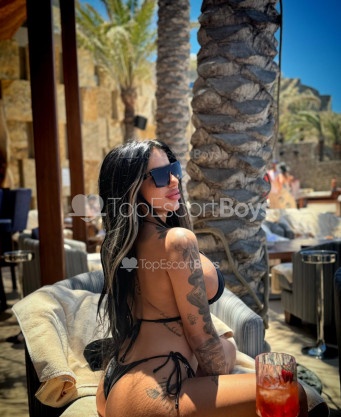 Photo escort girl Jasmin: the best escort service