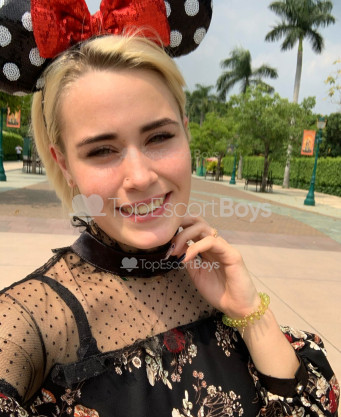 Photo escort girl Demi: the best escort service