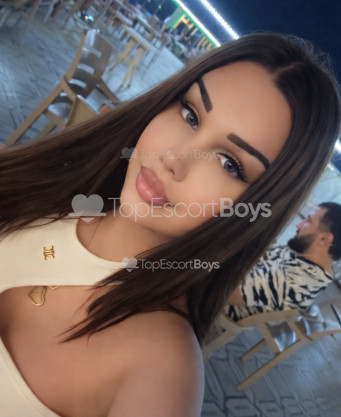 Photo escort girl Esya: the best escort service