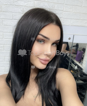 Photo escort girl Esya: the best escort service