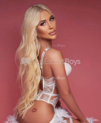 Photo escort girl Alisa Sweet: the best escort service