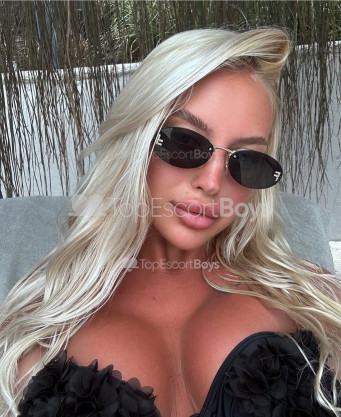 Photo escort girl Darina : the best escort service