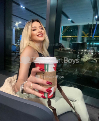 Photo escort girl Sare: the best escort service