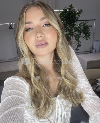 Photo escort girl EMMA: the best escort service