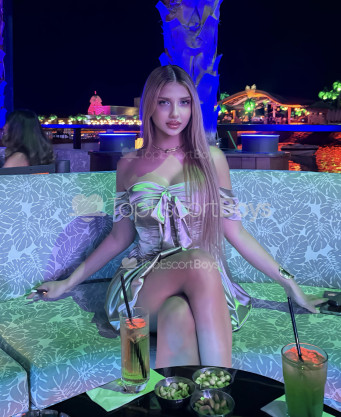 Photo escort girl Alya Pavlov: the best escort service