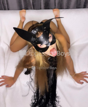 Photo escort girl Alya Pavlov: the best escort service