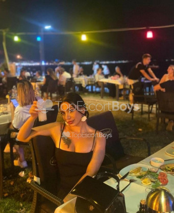 Photo escort girl Aylin: the best escort service