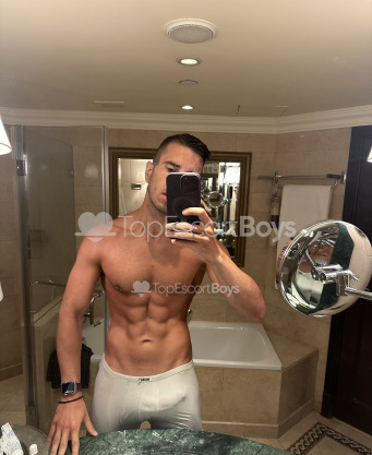 Photo escort girl Tom_69: the best escort service