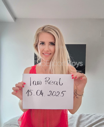 Photo escort girl Lea Blondi: the best escort service
