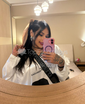 Photo escort girl BELLA SAHARA : the best escort service